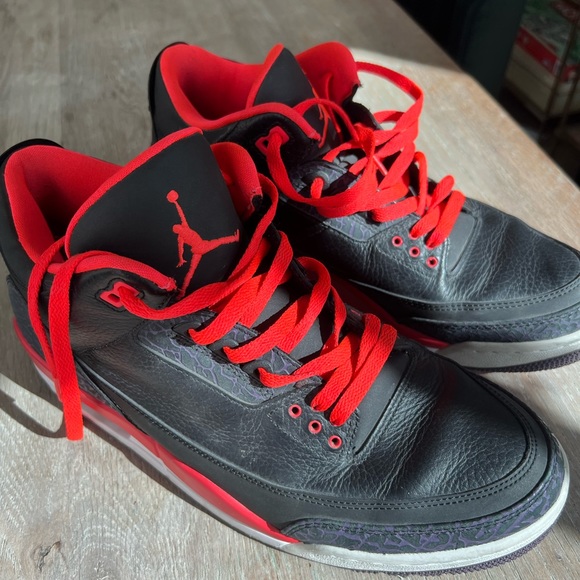 Air Jordan 3 Retro `Cimson’ - Picture 3 of 6